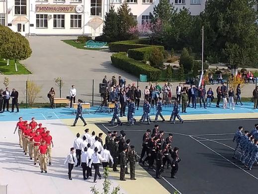 В Батайске проходит военно-спортивная игра «Орленок»